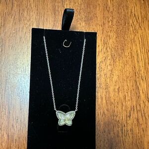 Kendra Scott Necklace!!